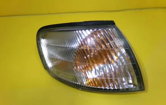 Front indicator light