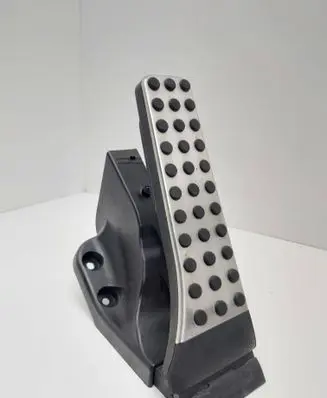 Mercedes-Benz E AMG W213 Accelerator throttle pedal A2053000104 031216 ZGS00508