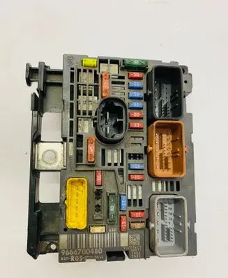 Citroen Berlingo Fuse module 9666700480