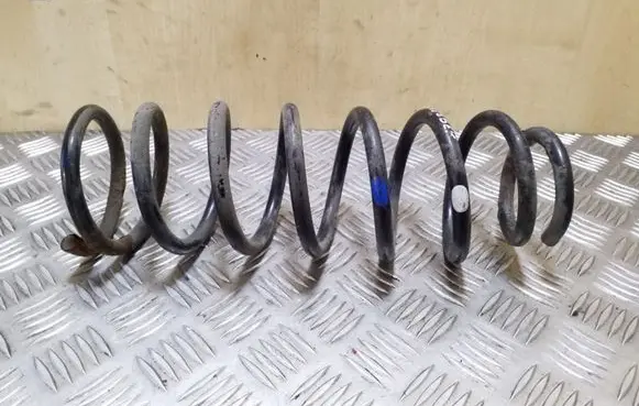 Toyota Corolla E120 E130 Rear coil spring