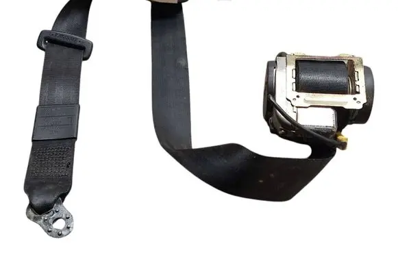 Front seatbelt