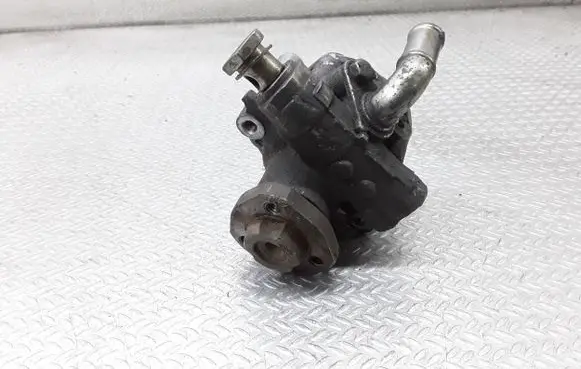 Volkswagen Golf IV Power steering pump