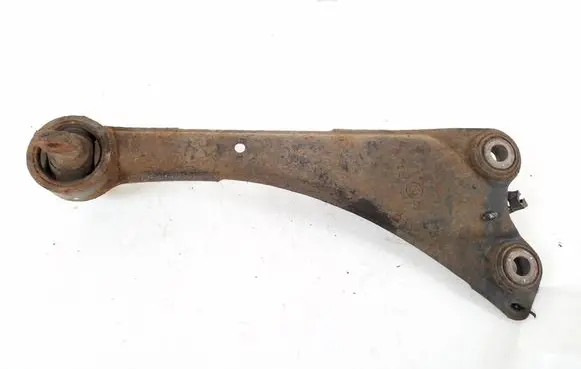 Toyota Avensis T270 Rear control arm 48760-05010