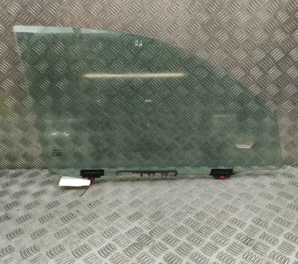 Toyota Hilux (AN120, AN130) Front door window glass four-door 681010K280