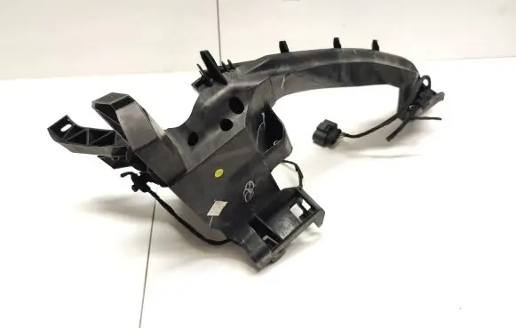 Audi Q5 SQ5 Headlight/headlamp mounting bracket 80a805607