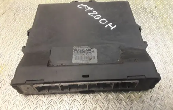 Lexus CT 200H Voltage converter/converter module 8968176030