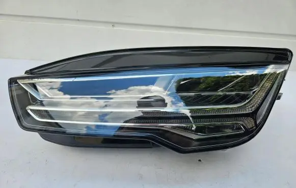 Audi A7 S7 4G Headlight/headlamp 4G8941035