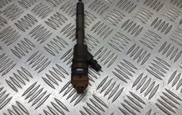 Toyota Corolla E140 E150 Fuel injectors set 23670-33040