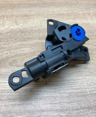 BMW 5 F10 F11 Glove box lock 1600086