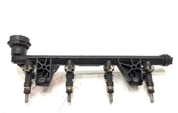 Renault Megane III Fuel main line pipe 166000001R