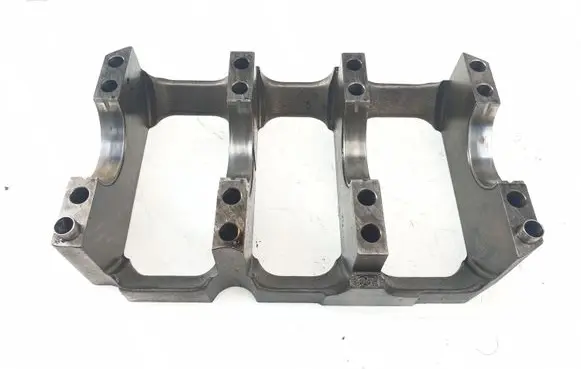 Audi A6 S6 C6 4F Crankshaft Holder 