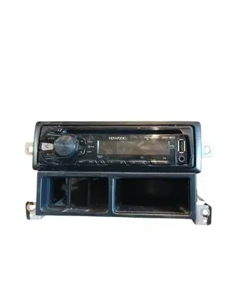 Subaru Forester SF Radio/CD/DVD/GPS head unit 