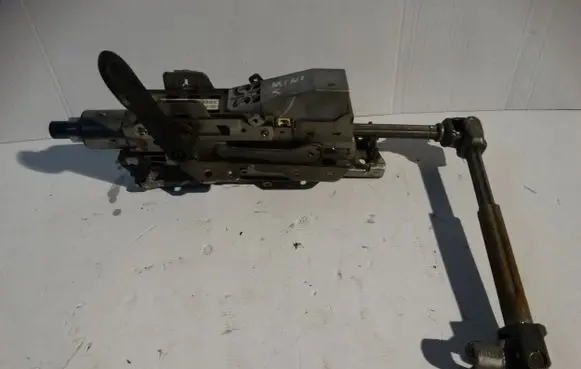 Mercedes-Benz A W177 Steering wheel axle 2752897