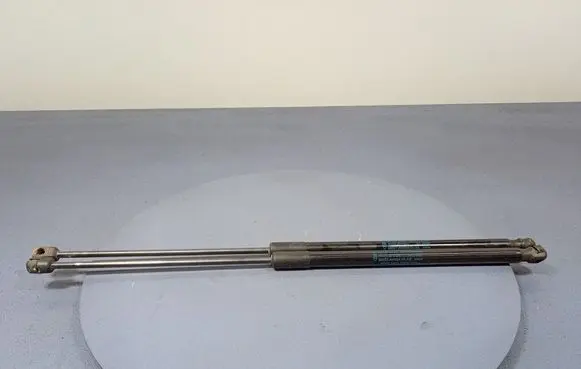 Ford Focus ST Shock absorber/damper mounting bracket BM51A406A10AE
