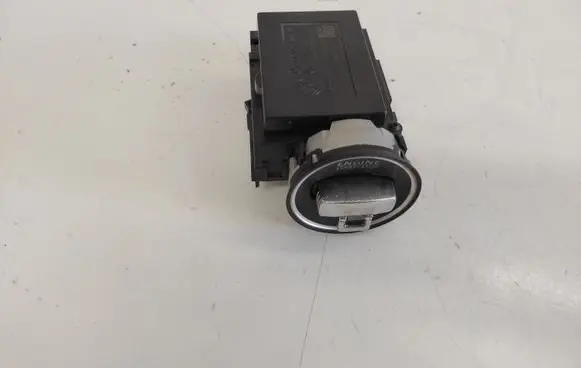 Volkswagen PASSAT B6 Ignition lock 3C0905843 1161200229476 2775Q07S