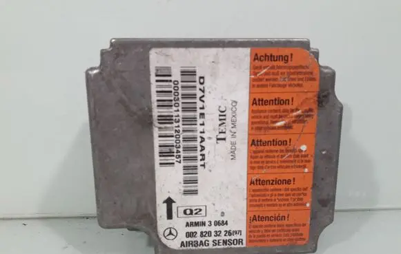 Mercedes-Benz E W210 Airbag control unit/module 0028203226