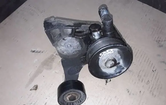 Iveco Daily 35 - 40.10 Power steering pump 504385414 00212