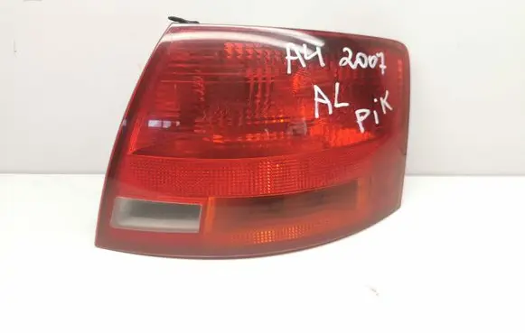 Audi A4 S4 B7 8E 8H Rear/tail lights 484112R