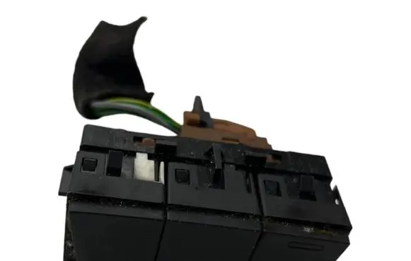 Peugeot 508 Alarm switch 96661588ZD 20110304 03422030100