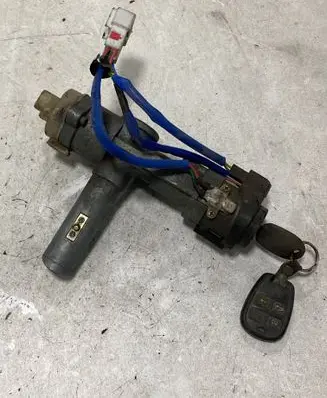 Nissan X-Trail T30 Ignition lock 050712