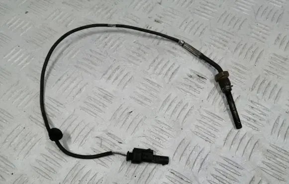 Opel Corsa E Alarm movement detector/sensor 55495556
