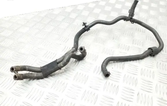 Skoda Superb B6 (3T) Engine coolant pipe/hose 1K0122447FR