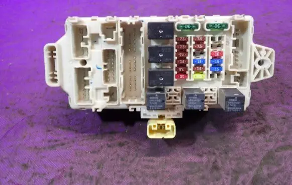Fuse box set