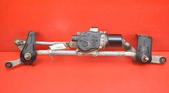 Mazda 3 II Front wiper linkage and motor BHS26737X
