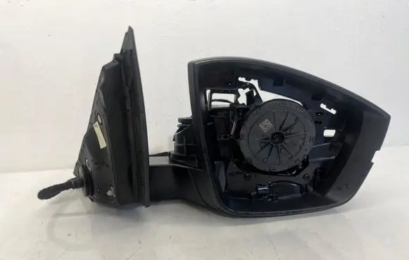 Skoda Karoq Manual wing mirror 