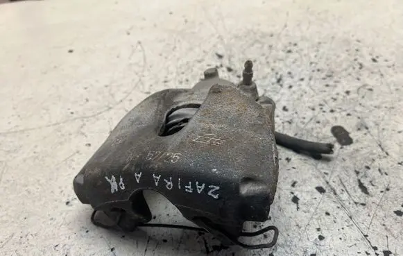 Opel Zafira A Front brake caliper 
