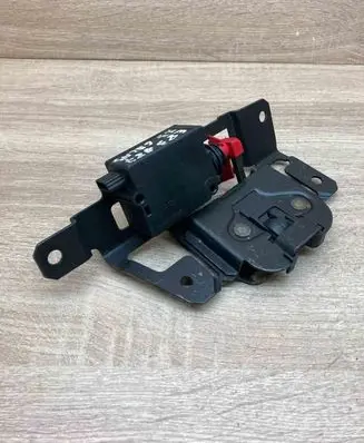 BMW 3 E46 Tailgate/trunk/boot lock/catch/latch 7057364