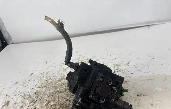Nissan NV400 Fuel injection high pressure pump 0445010234 1110204 8200912103
