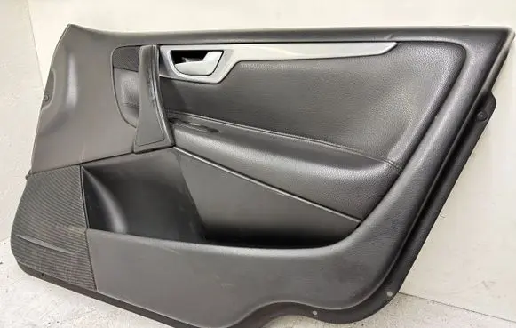 Volvo V70 Front door card panel trim 39990464