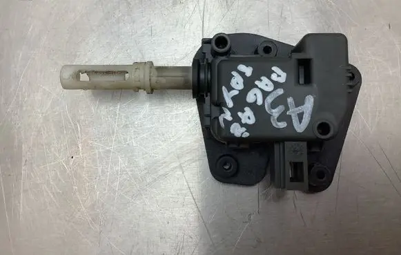 Audi A3 S3 8P Tailgate boot lock/latch motor 8E9827833 859827833