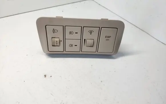 Hyundai Santa Fe Headlight level height control switch