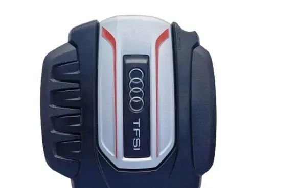 Audi A3 S3 8V Engine cover (trim) 06K103925E