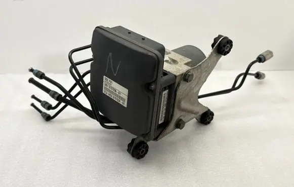 BMW 5 GT F07 ABS Pump 6797036 6797929 6797038