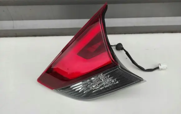 Nissan X-Trail T32 Tailgate rear/tail lights 265546FP5A