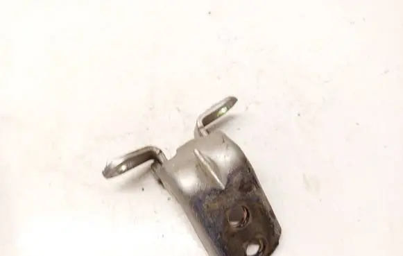 Nissan X-Trail T30 Front door upper hinge 
