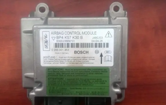 Mazda 3 I Airbag control unit/module BP4K57K30B 0285001453