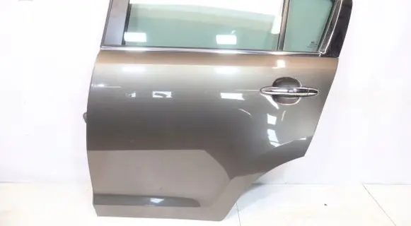 KIA Sportage Rear door 