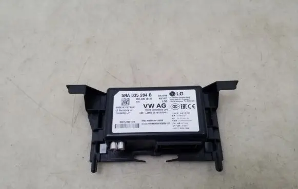 Skoda Superb B8 (3V) Gateway control module 5NA035284B