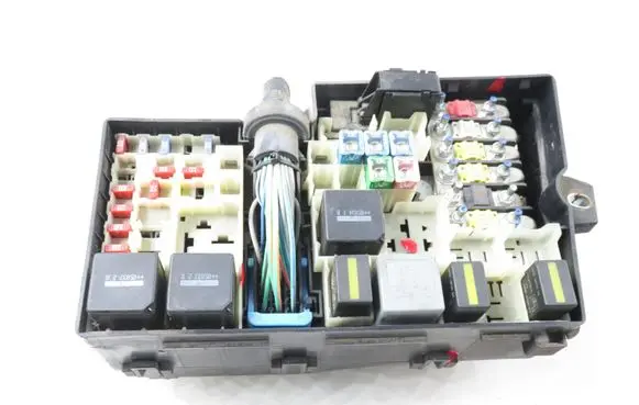 Ford Focus Fuse box set 3M5T14A076AC 3M5T14K733NMG