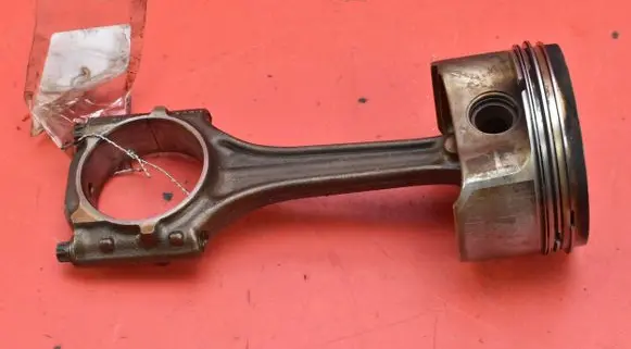 Piston