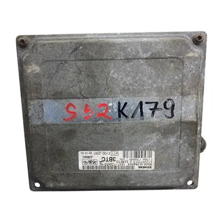 Ford Focus Engine control unit/module 4S6112A650NC 3BTC S120977013E