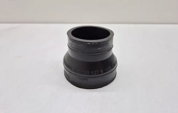 Volkswagen Golf V Intercooler hose/pipe 1K0129627B