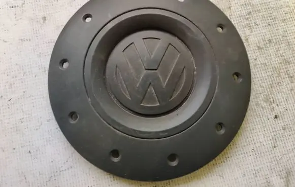 Volkswagen Transporter - Caravelle T5 Original wheel cap 7H0601151B