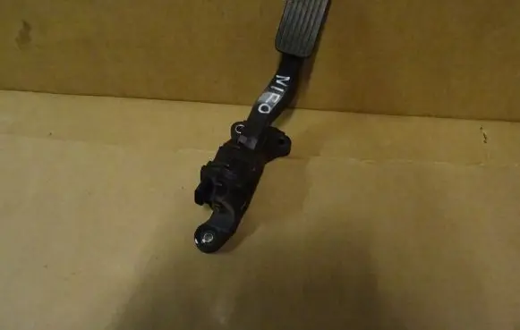 KIA Niro Accelerator throttle pedal 32728G2100