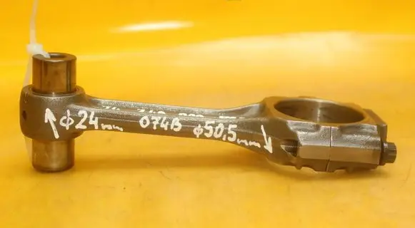 Volkswagen Transporter - Caravelle T4 Connecting rod/conrod 074B