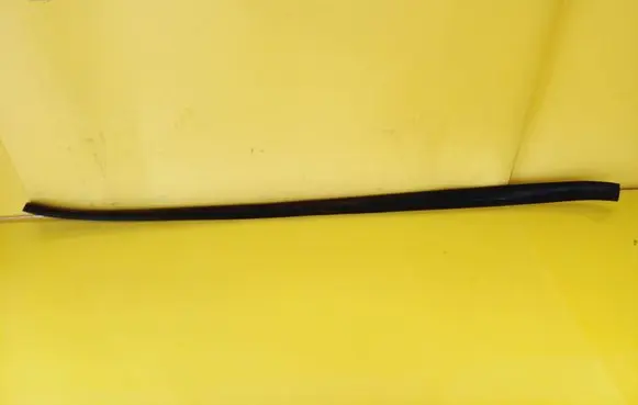Peugeot 106 Rear arch trim 